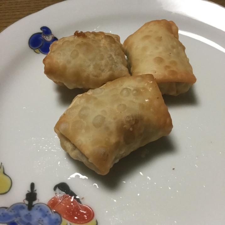 餃子の皮で納豆チーズ